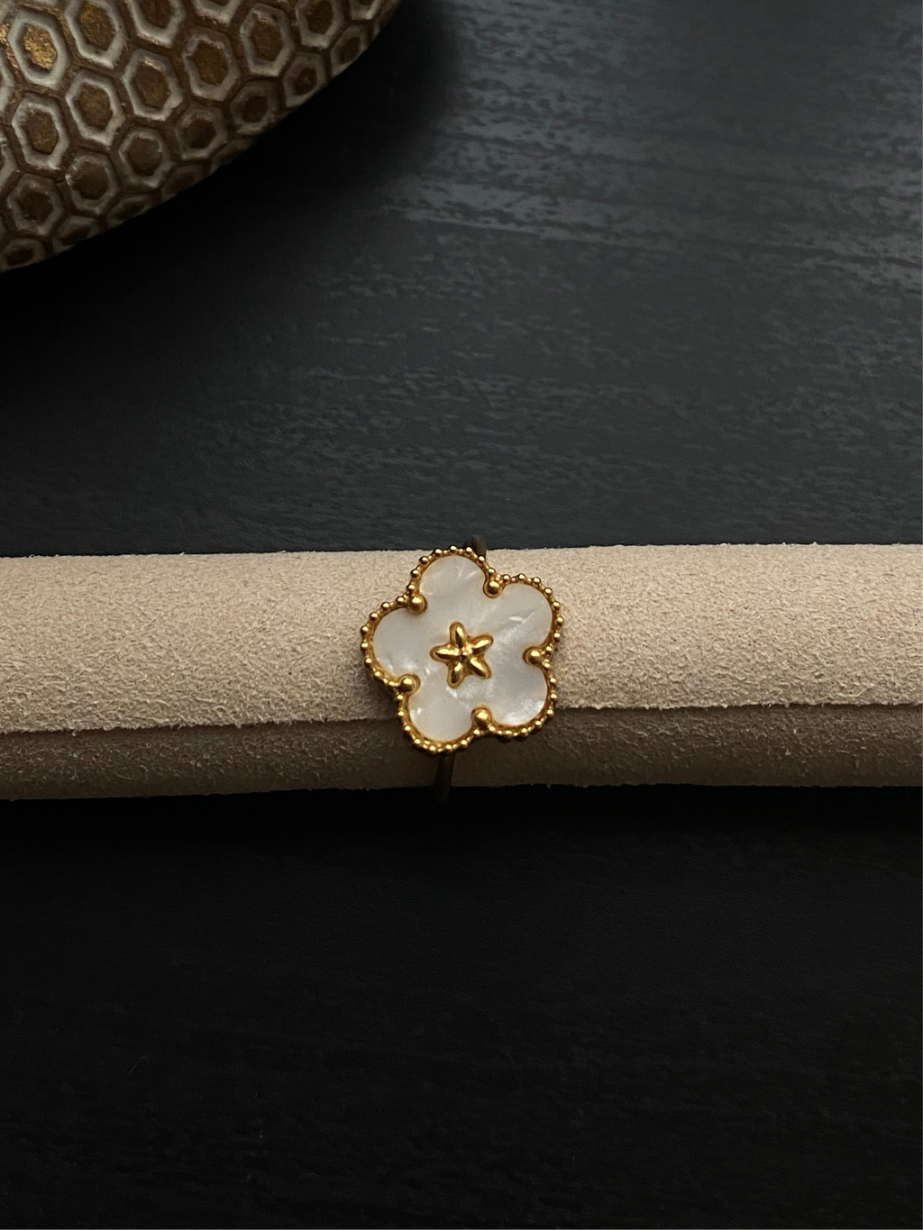 Flower Ring LUX