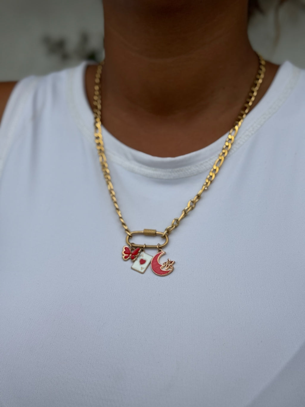 Red Neckless
