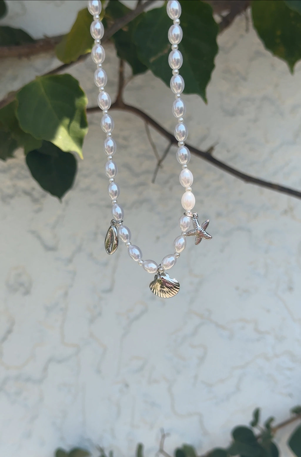 Perla Neckless