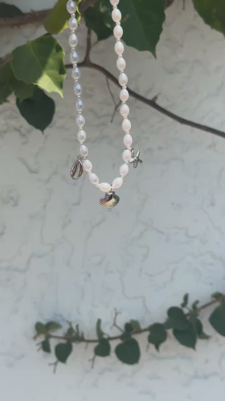Perla Neckless